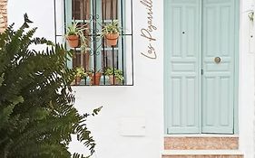 Las Pizarrillas: Tu Hogar En Este Blanco Pueblo
